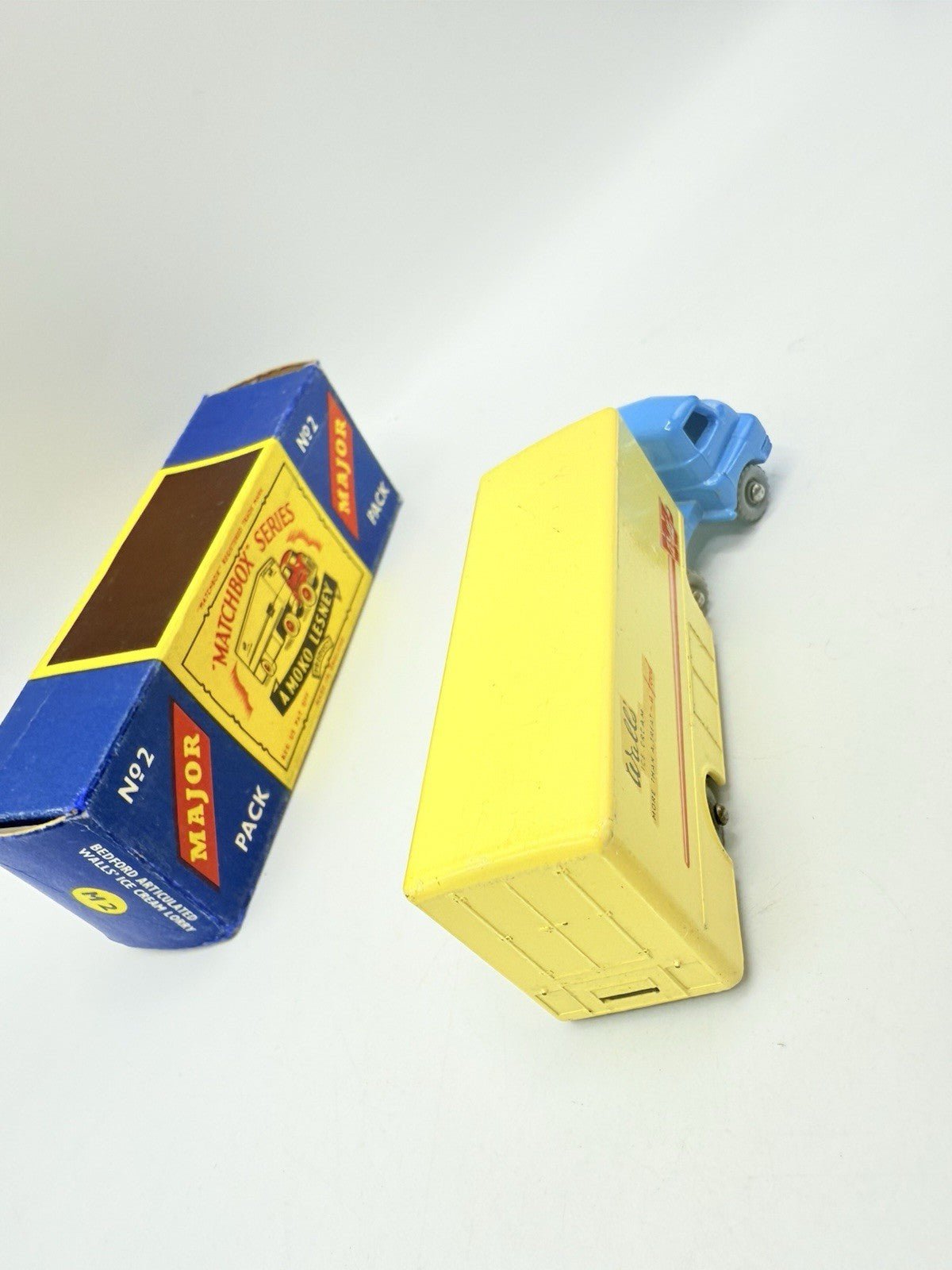 Matchbox Lesney Major Pack M2 Articulated Model Bedford Walls - Magic Matchbox
