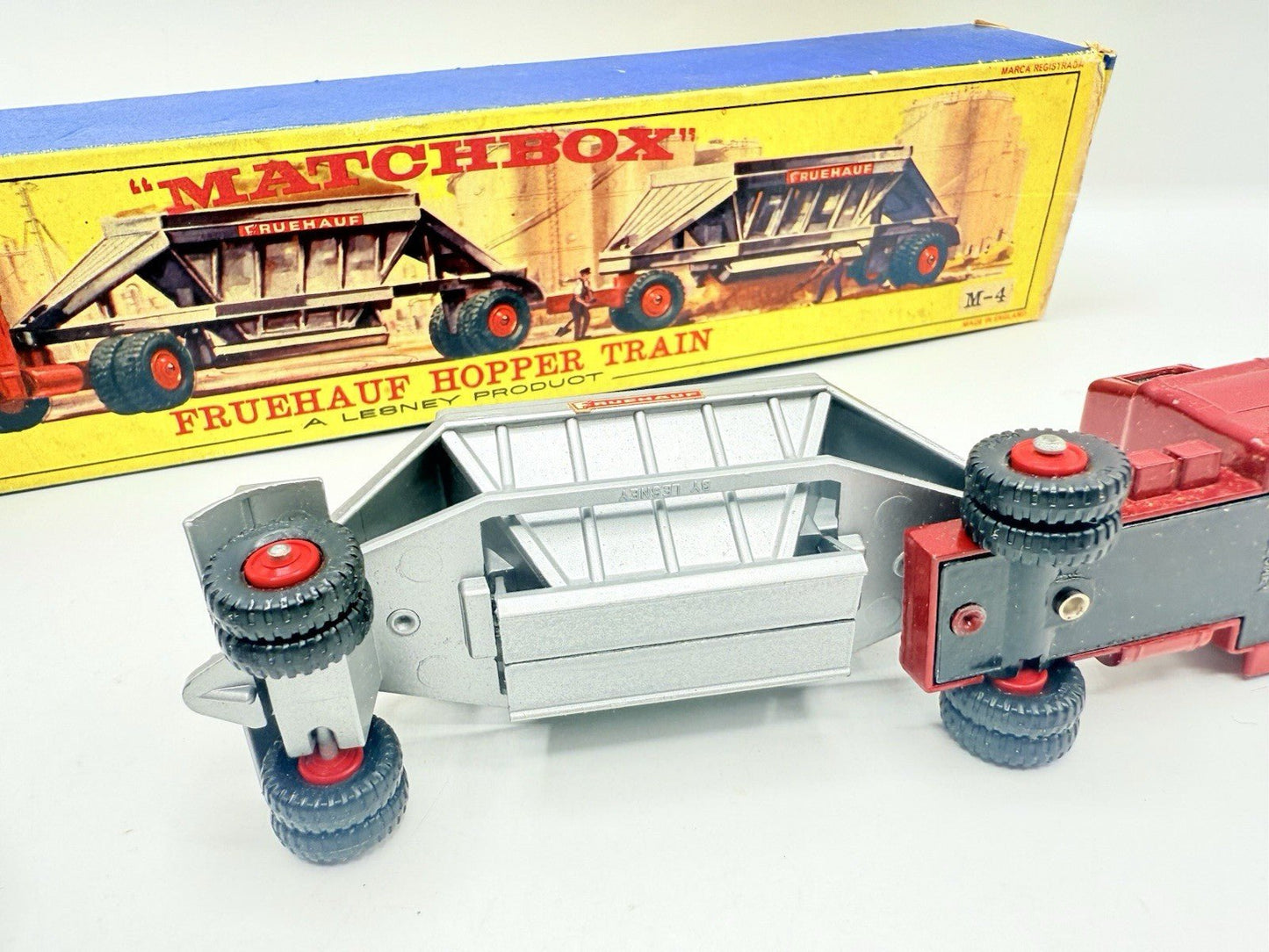 Matchbox Lesney Major Pack M4 Fruehauf Hopper Train - Magic Matchbox