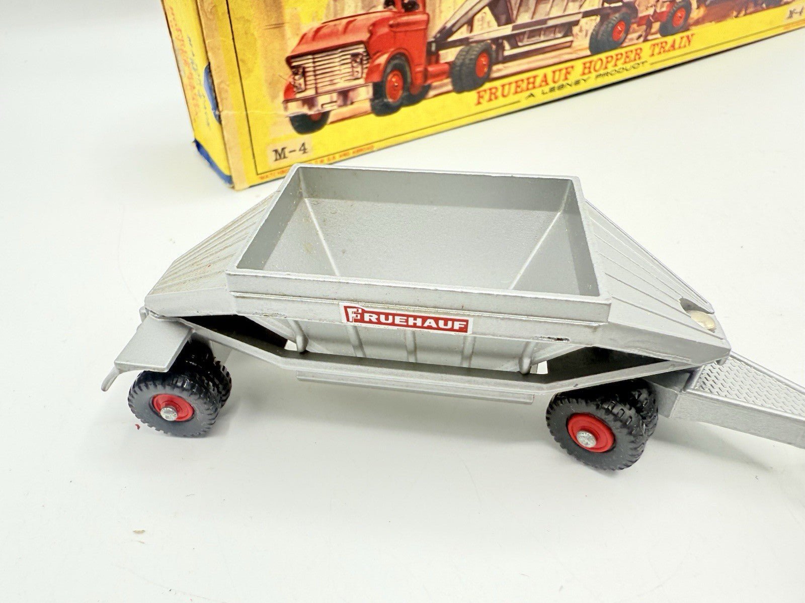 Matchbox Lesney Major Pack M4 Fruehauf Hopper Train - Magic Matchbox
