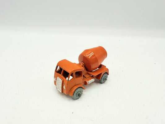 Matchbox Lesney No.26a ERF Cement Mixer - Good, Unboxed - Magic Matchbox