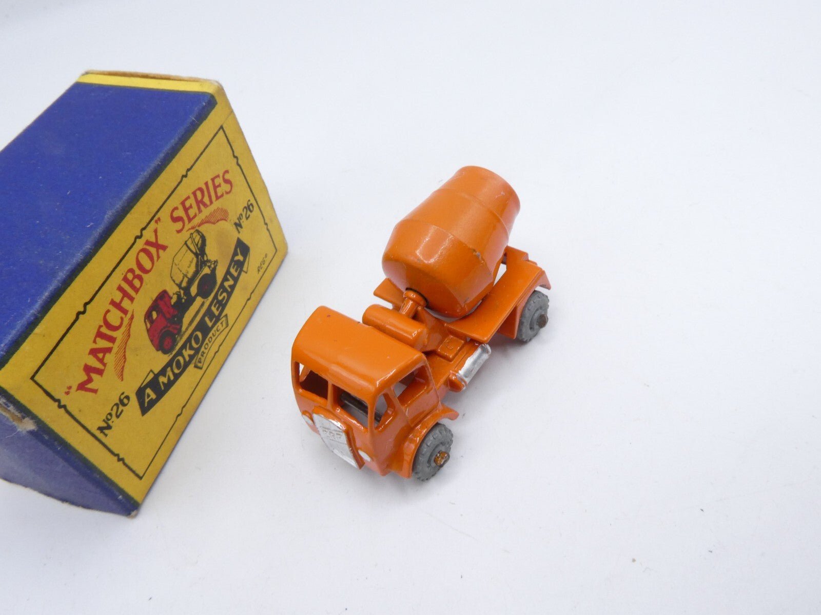 Matchbox Lesney No.26a ERF Cement Mixer - Near Mint & Boxed - Metal Wheels - Magic Matchbox