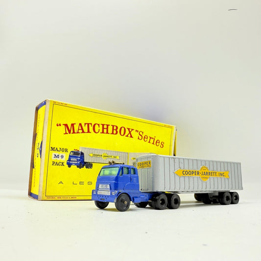 Matchbox Major Pack M - 9 Inter State Double Freighter - Magic Matchbox