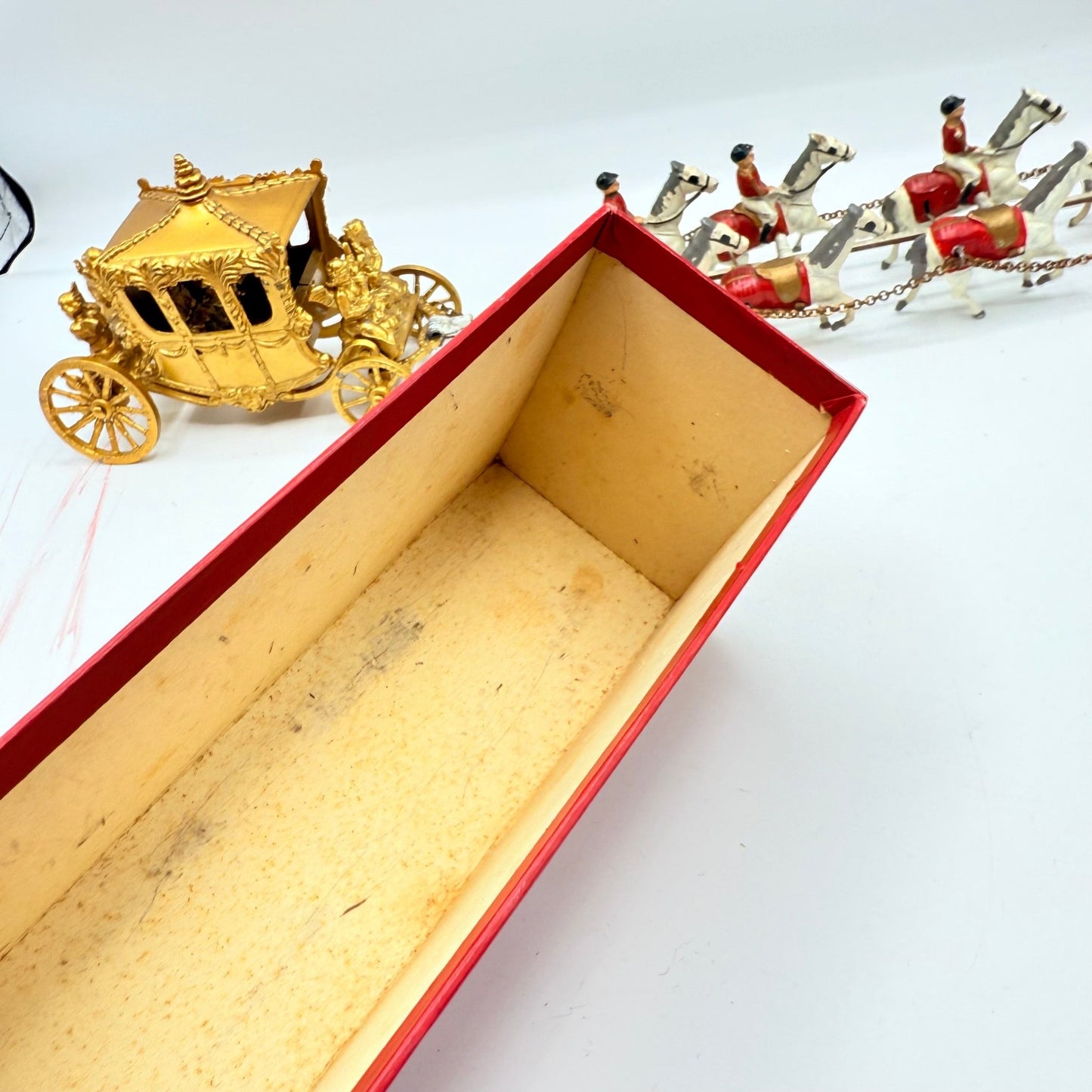 Matchbox Moko Lesney Coronation Coach VERY RARE EARLY ISSUE WITH KING & QUEEN - Magic Matchbox