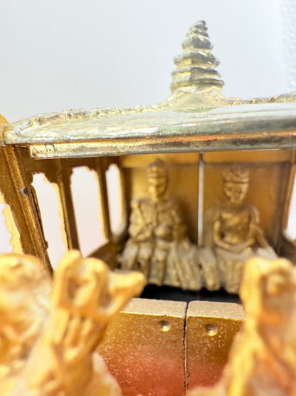 Matchbox Moko Lesney Coronation Coach VERY RARE EARLY ISSUE WITH KING & QUEEN - Magic Matchbox