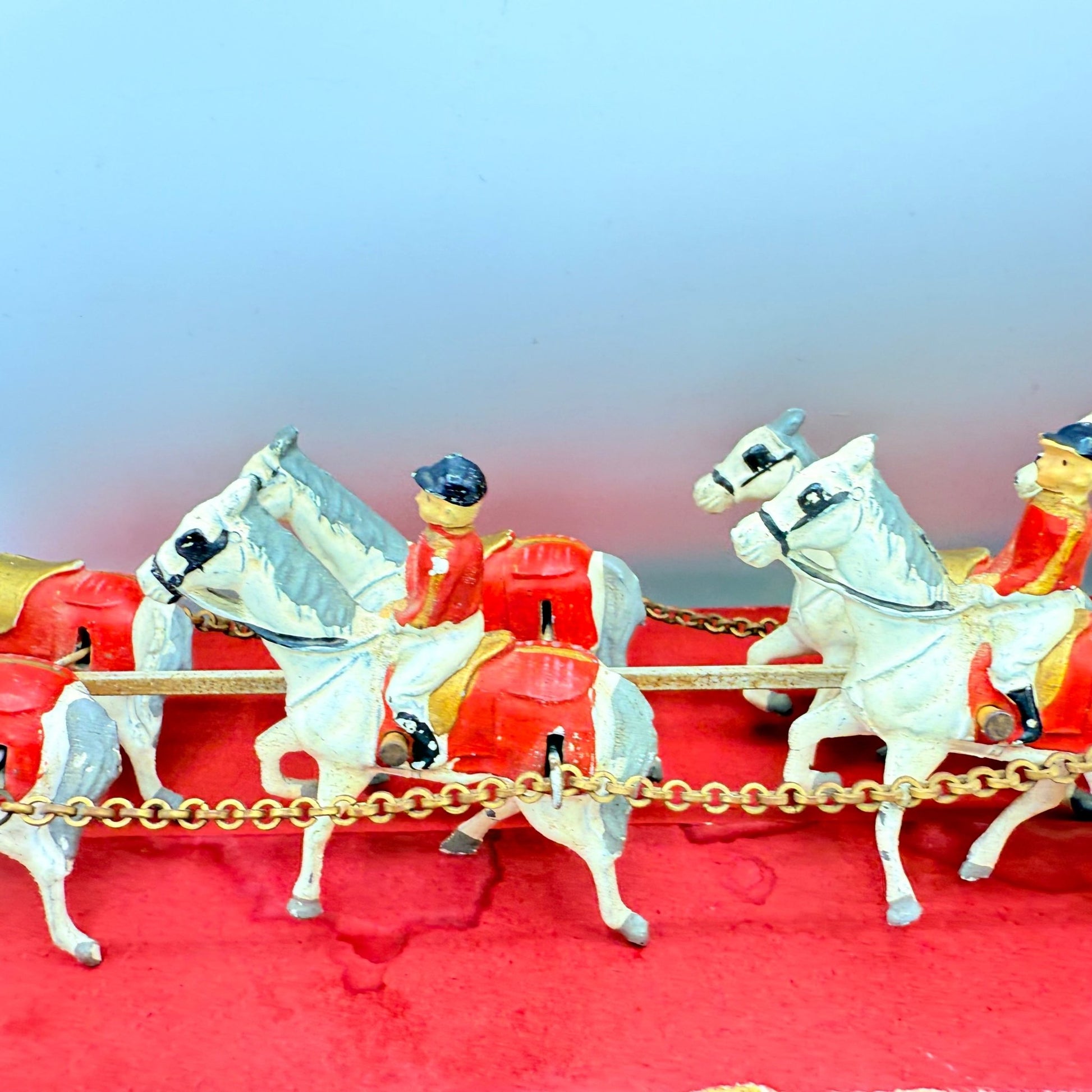 Matchbox Moko Lesney Coronation Coach VERY RARE EARLY ISSUE WITH KING & QUEEN - Magic Matchbox