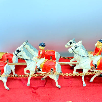Matchbox Moko Lesney Coronation Coach VERY RARE EARLY ISSUE WITH KING & QUEEN - Magic Matchbox