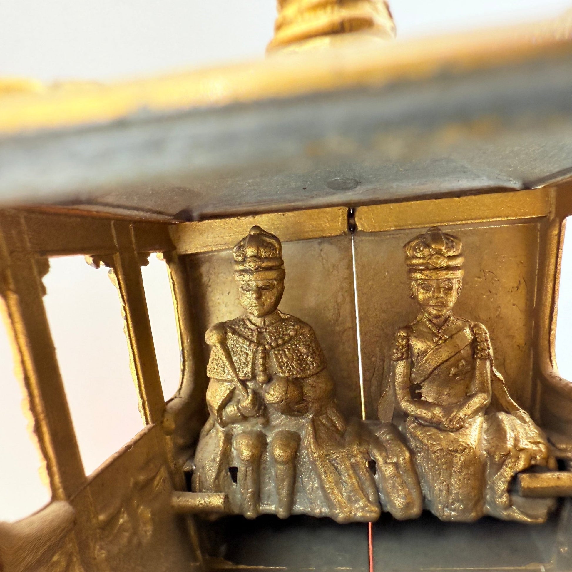 Matchbox Moko Lesney Coronation Coach VERY RARE EARLY ISSUE WITH KING & QUEEN - Magic Matchbox