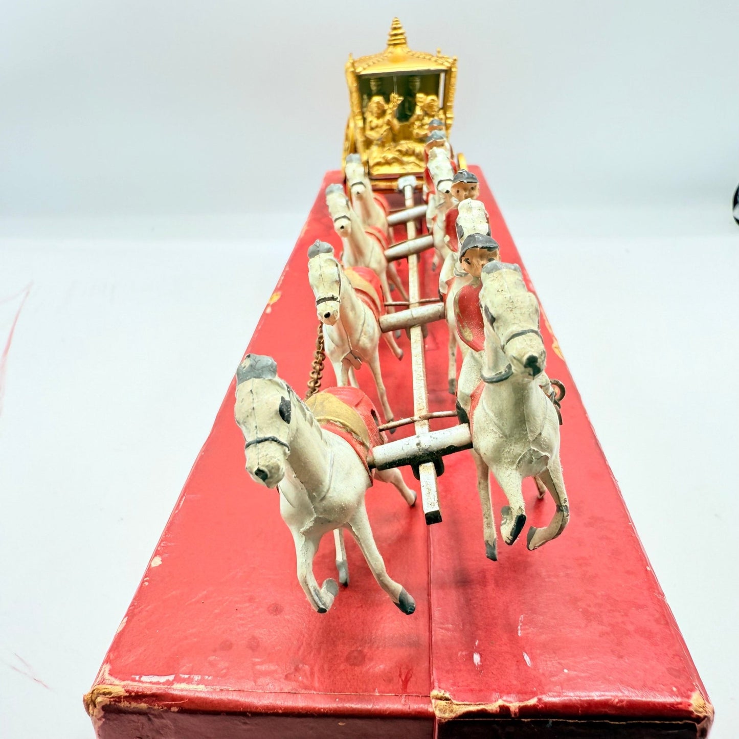 Matchbox Moko Lesney Coronation Coach VERY RARE EARLY ISSUE WITH KING & QUEEN - Magic Matchbox