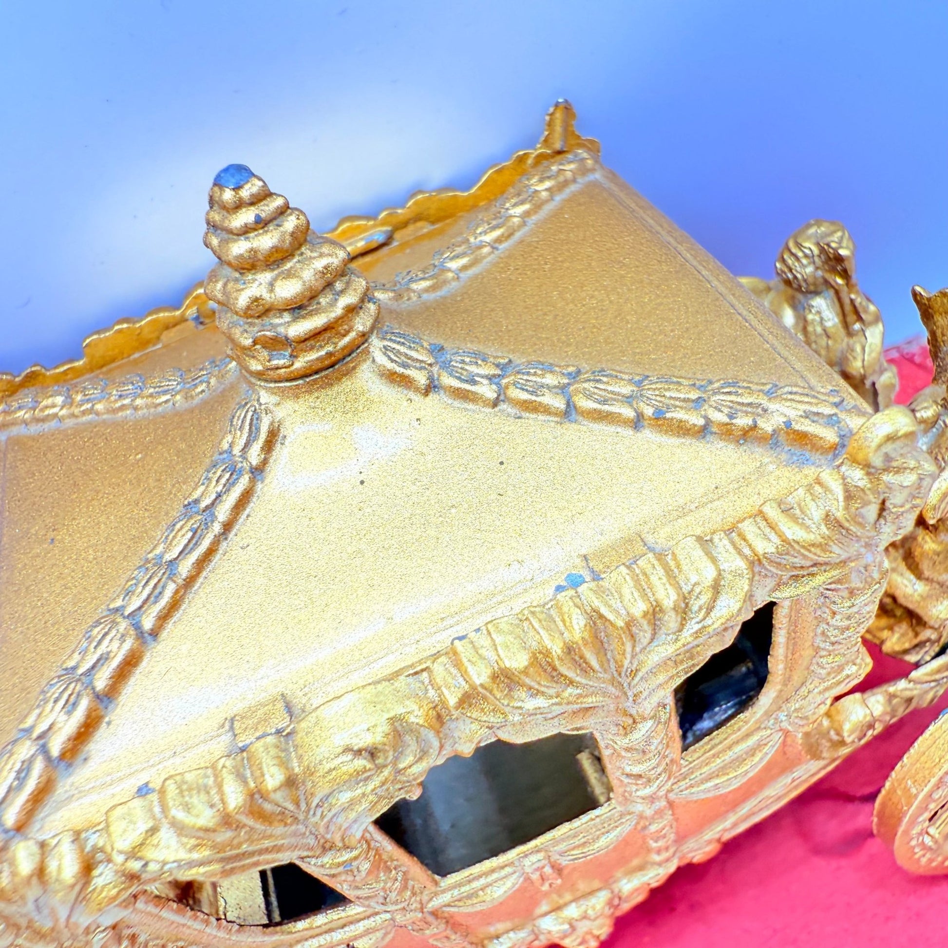 Matchbox Moko Lesney Coronation Coach VERY RARE EARLY ISSUE WITH KING & QUEEN - Magic Matchbox