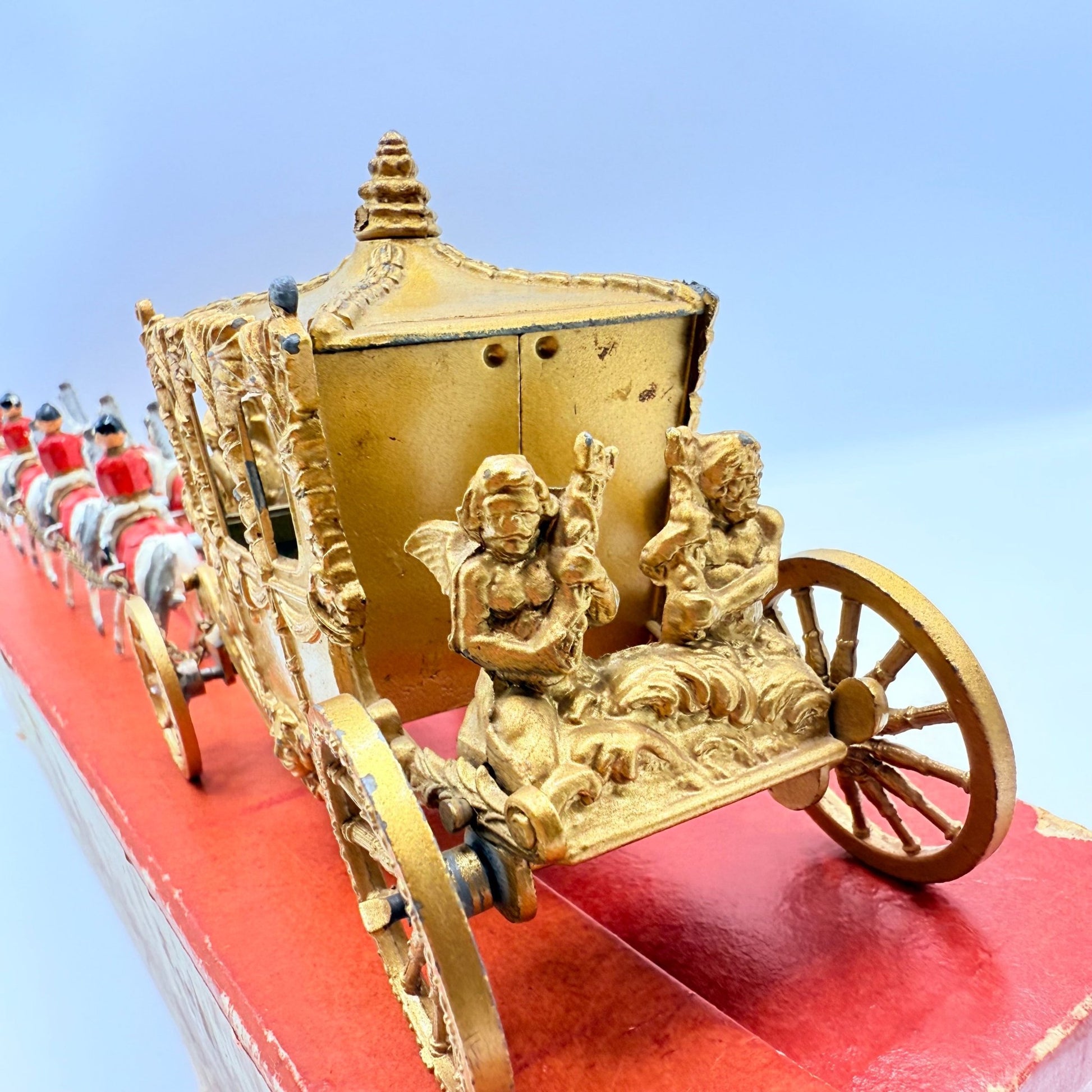 Matchbox Moko Lesney Coronation Coach VERY RARE EARLY ISSUE WITH KING & QUEEN - Magic Matchbox