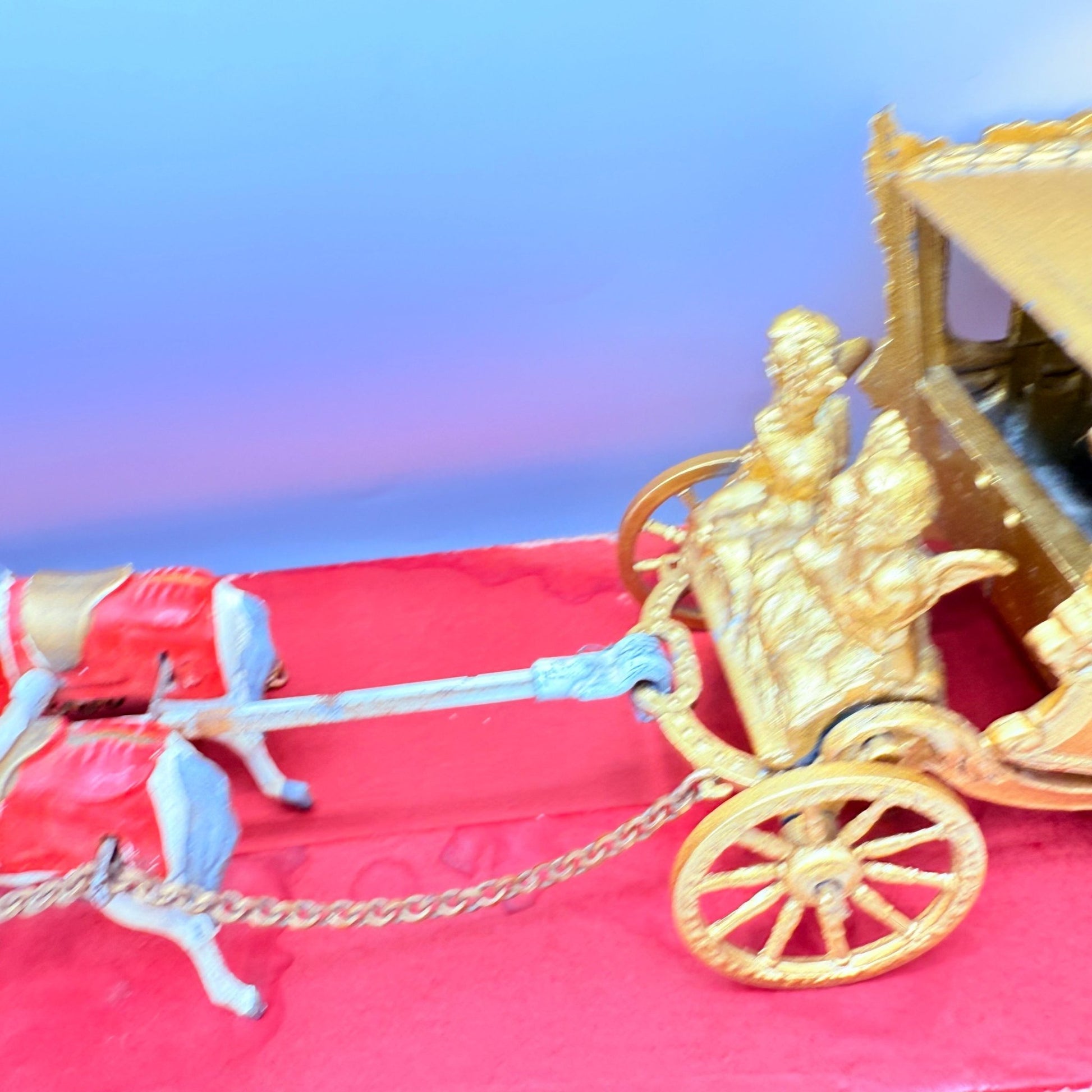 Matchbox Moko Lesney Coronation Coach VERY RARE EARLY ISSUE WITH KING & QUEEN - Magic Matchbox