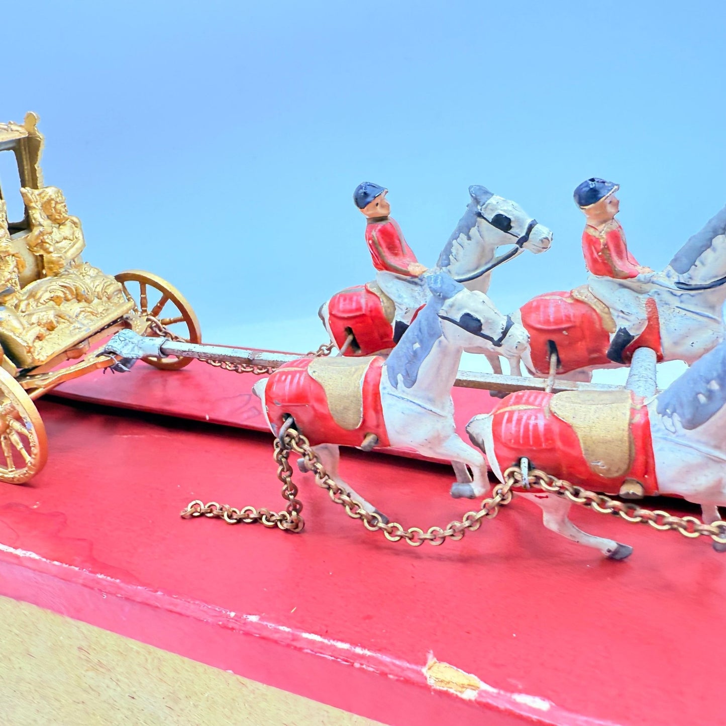 Matchbox Moko Lesney Coronation Coach VERY RARE EARLY ISSUE WITH KING & QUEEN - Magic Matchbox