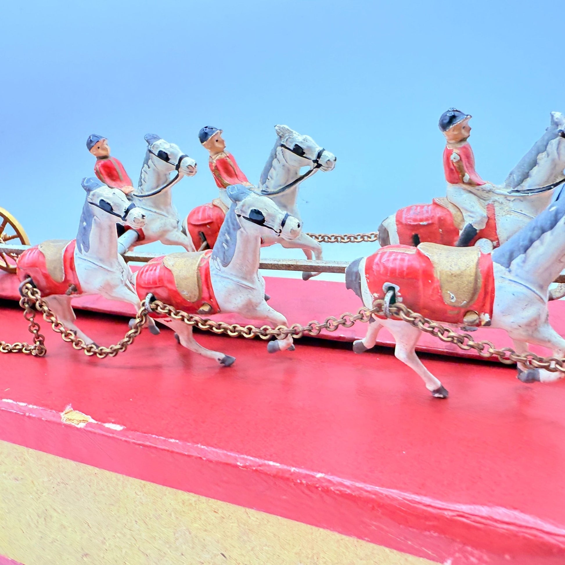 Matchbox Moko Lesney Coronation Coach VERY RARE EARLY ISSUE WITH KING & QUEEN - Magic Matchbox