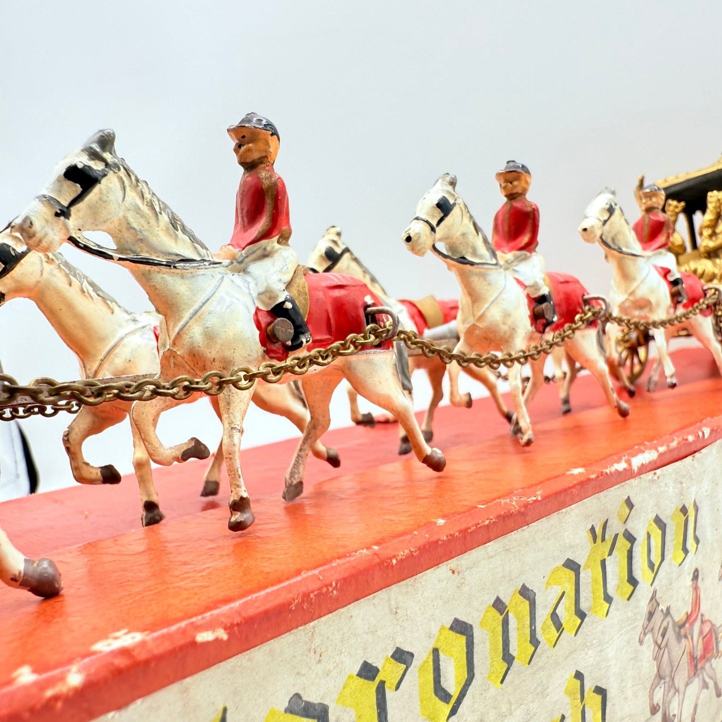 Matchbox Moko Lesney Coronation Coach VERY RARE EARLY ISSUE WITH KING & QUEEN - Magic Matchbox