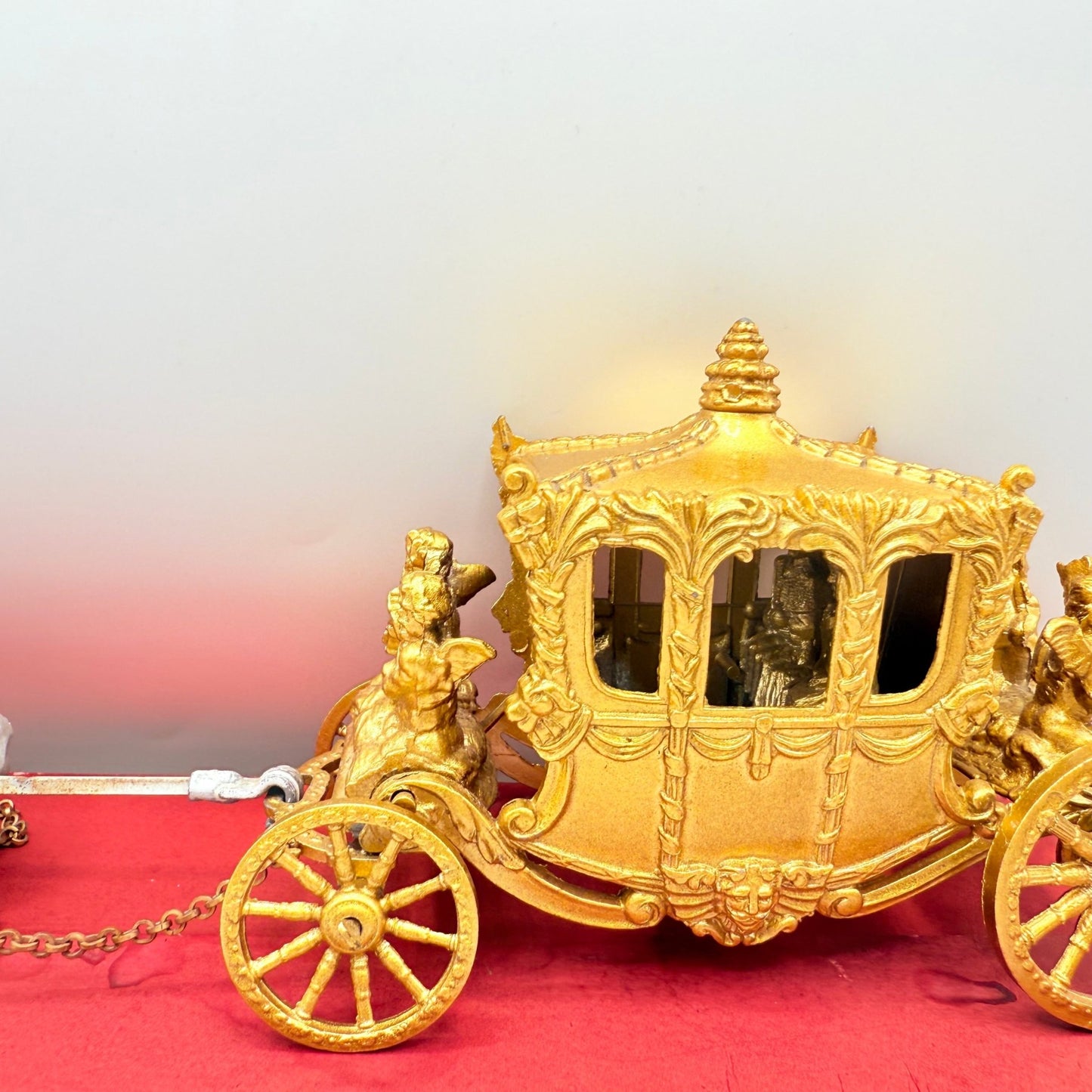 Matchbox Moko Lesney Coronation Coach VERY RARE EARLY ISSUE WITH KING & QUEEN - Magic Matchbox
