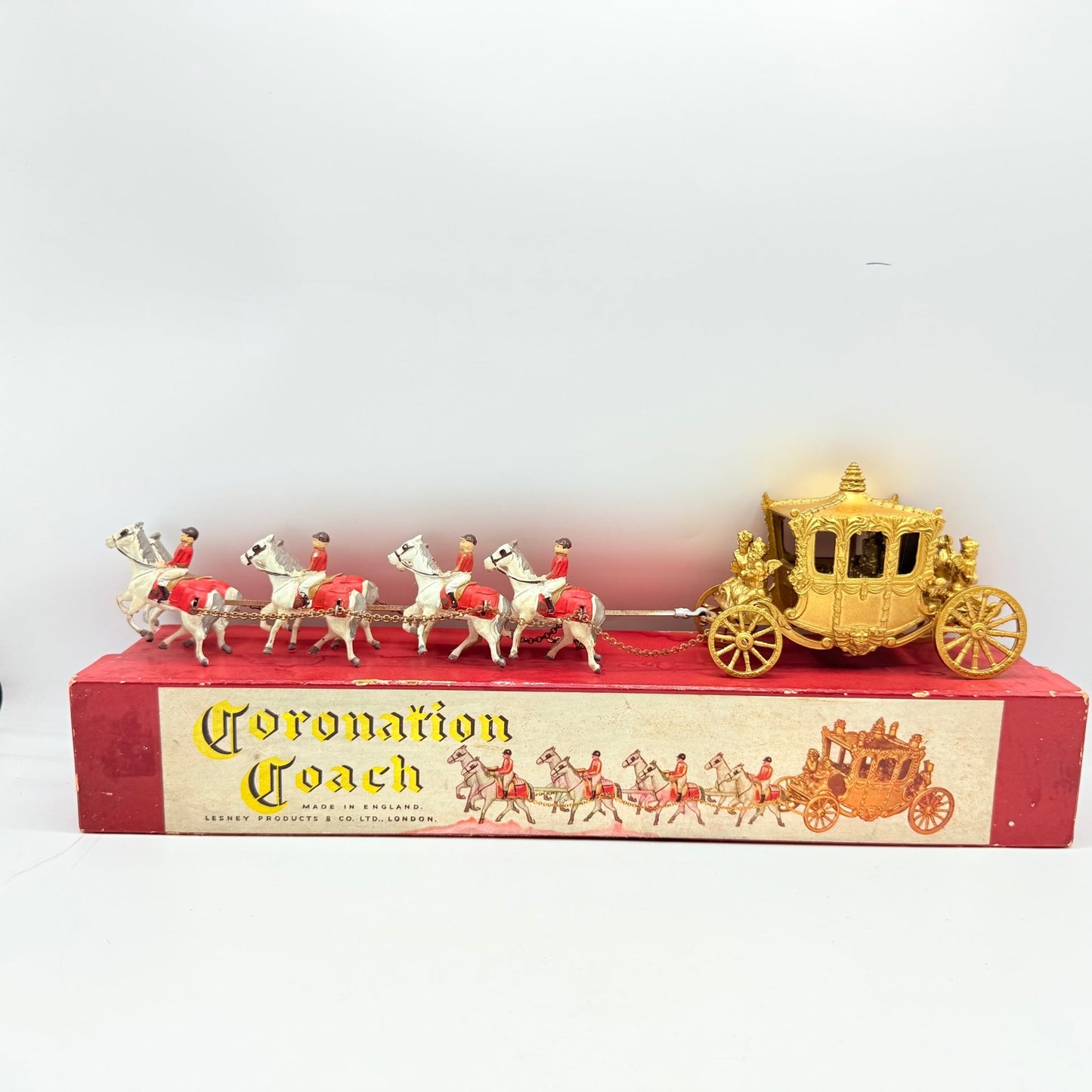 Matchbox Moko Lesney Coronation Coach VERY RARE EARLY ISSUE WITH KING & QUEEN - Magic Matchbox