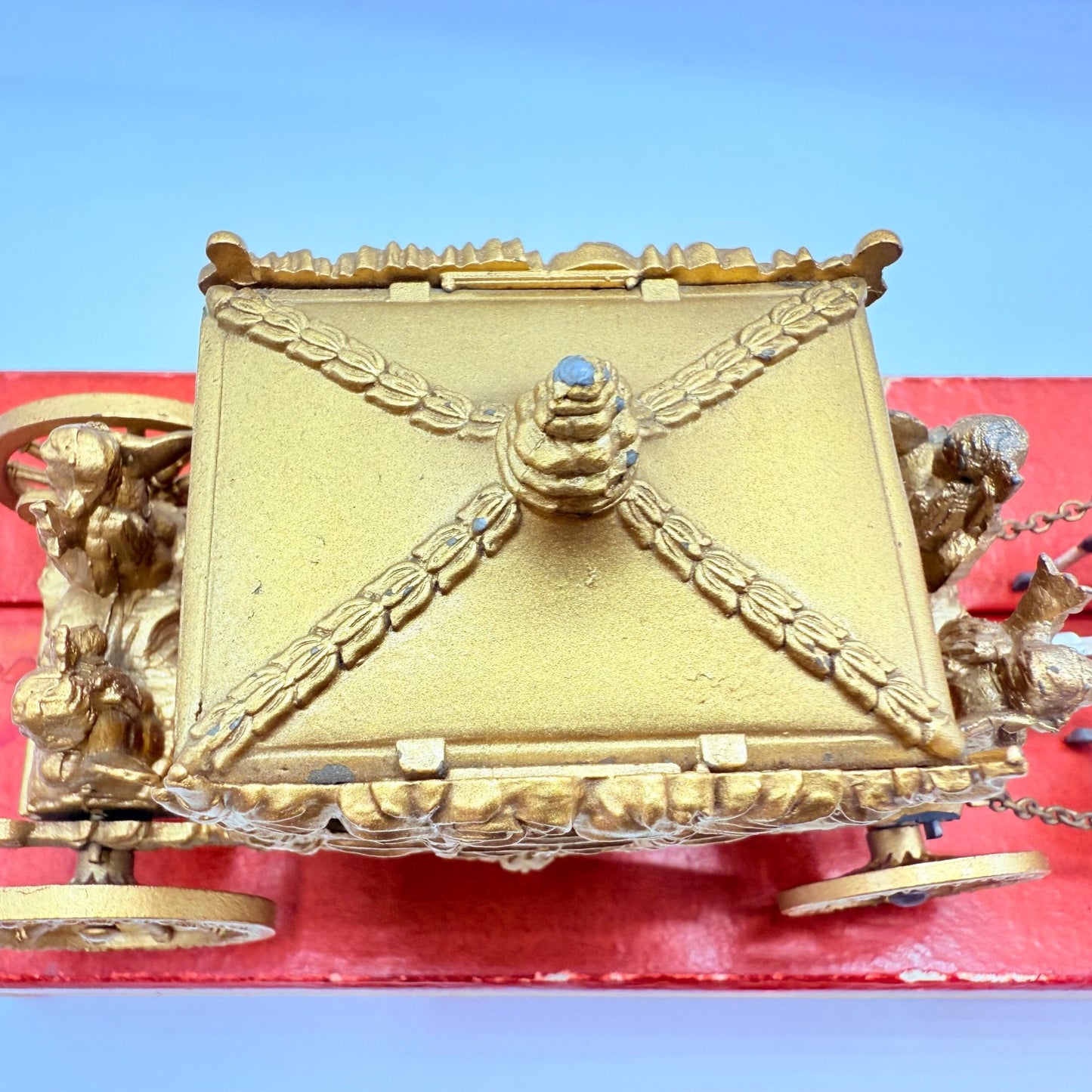 Matchbox Moko Lesney Coronation Coach with Queen Figure. - Magic Matchbox