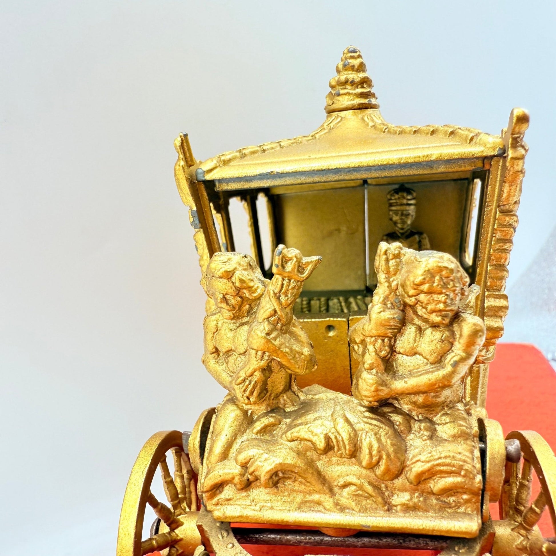 Matchbox Moko Lesney Coronation Coach with Queen Figure. - Magic Matchbox