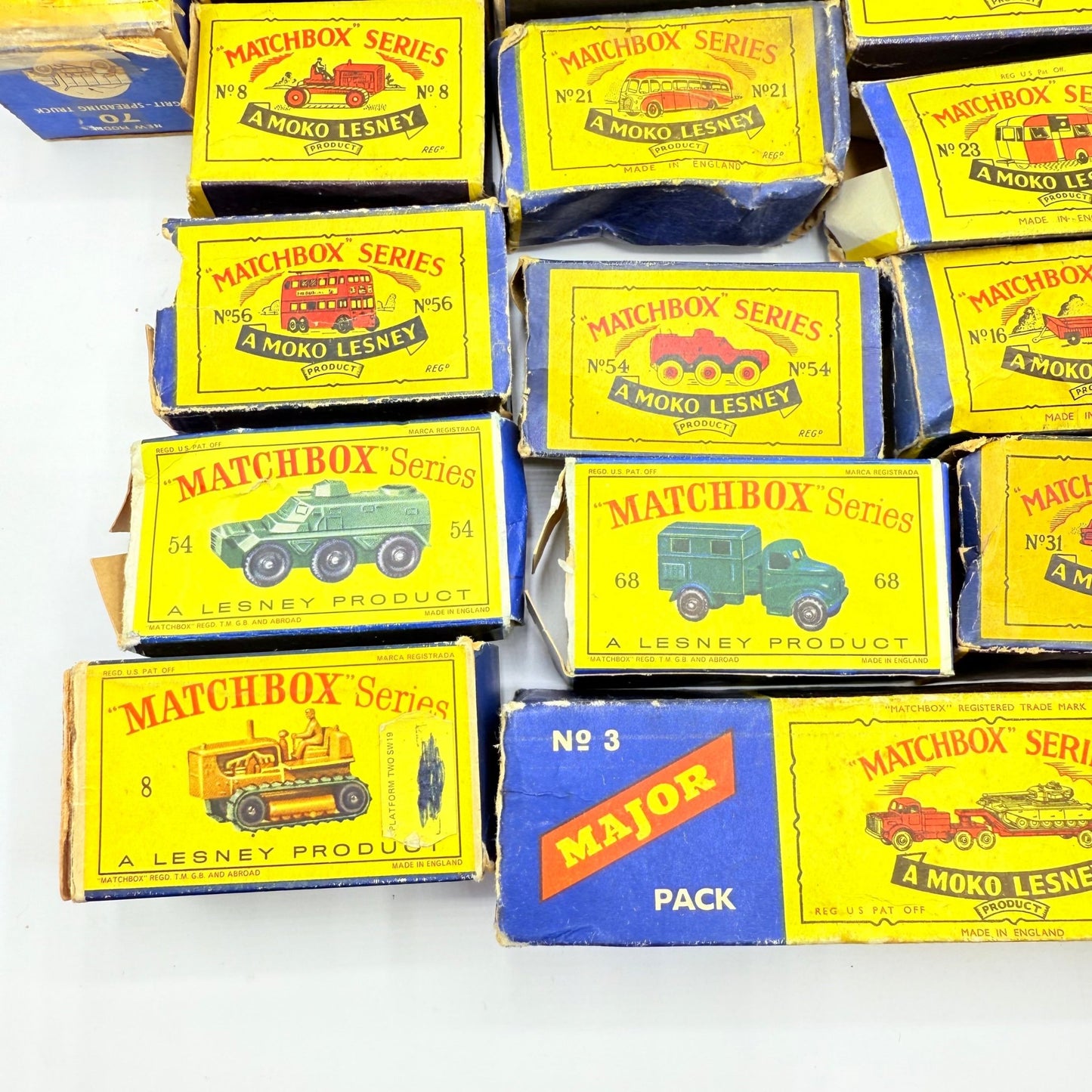 Matchbox Regular Wheels Damaged & Broken Boxes x 50 - Magic Matchbox