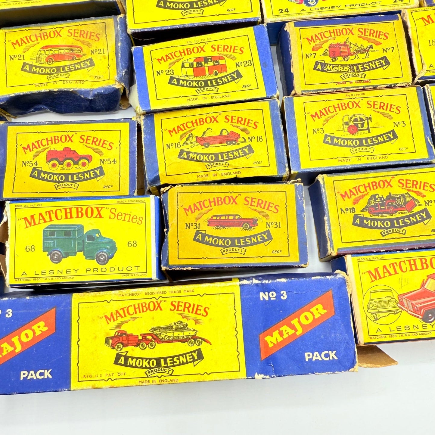 Matchbox Regular Wheels Damaged & Broken Boxes x 50 - Magic Matchbox