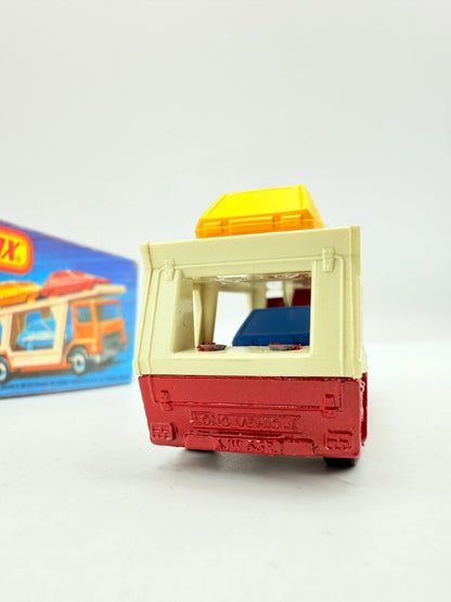 Matchbox Superfast 11 Car Transporter Red Cab/Blue Glass - Magic Matchbox