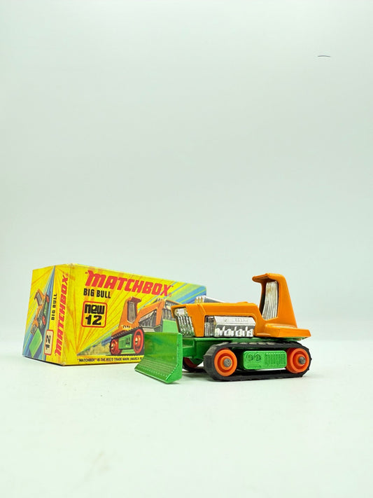 Matchbox Superfast 12 Big Bull Bulldozer - Magic Matchbox