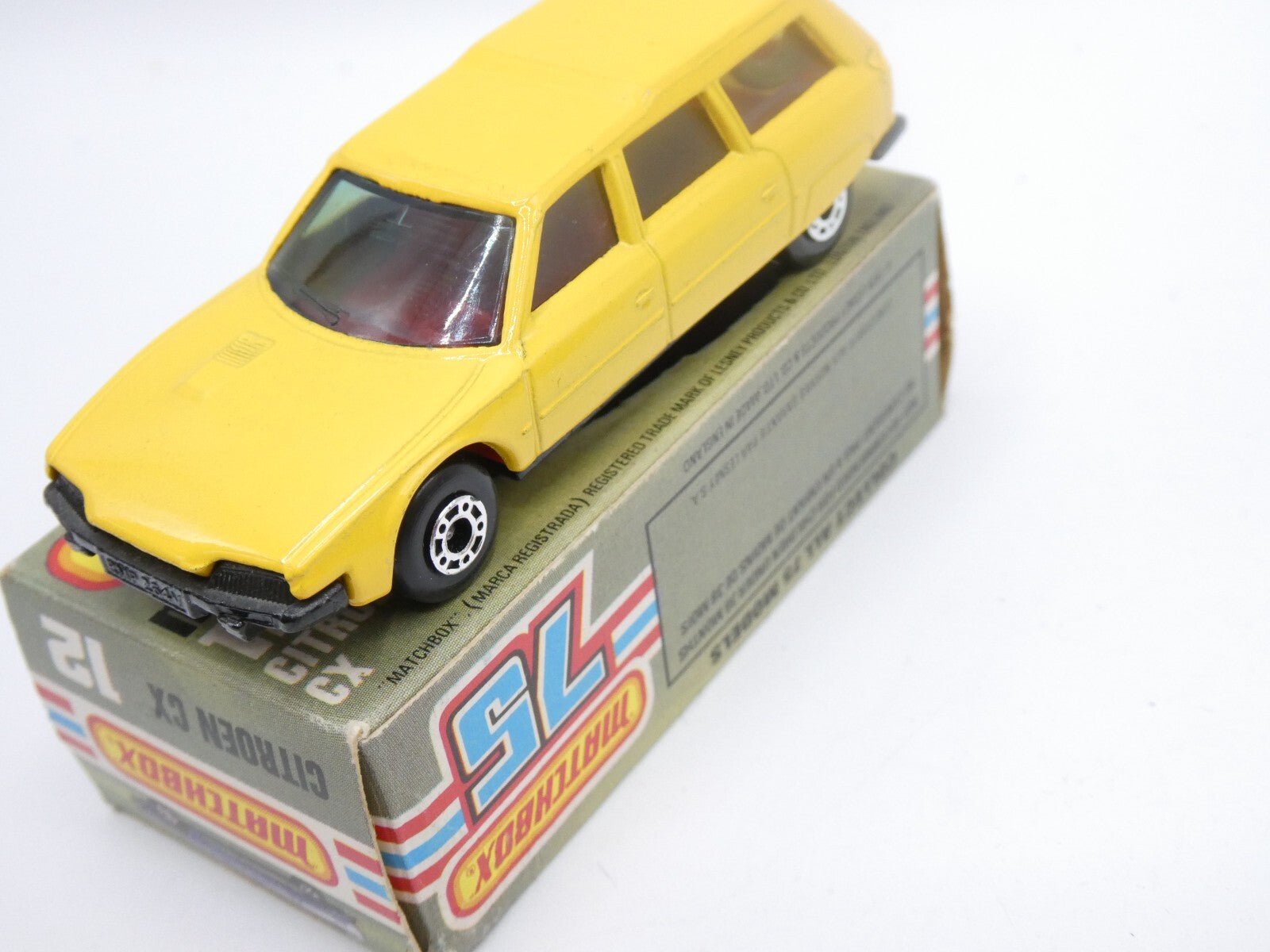 Matchbox Superfast 12 Citroen CX Yellow BLUE GLASS - Magic Matchbox