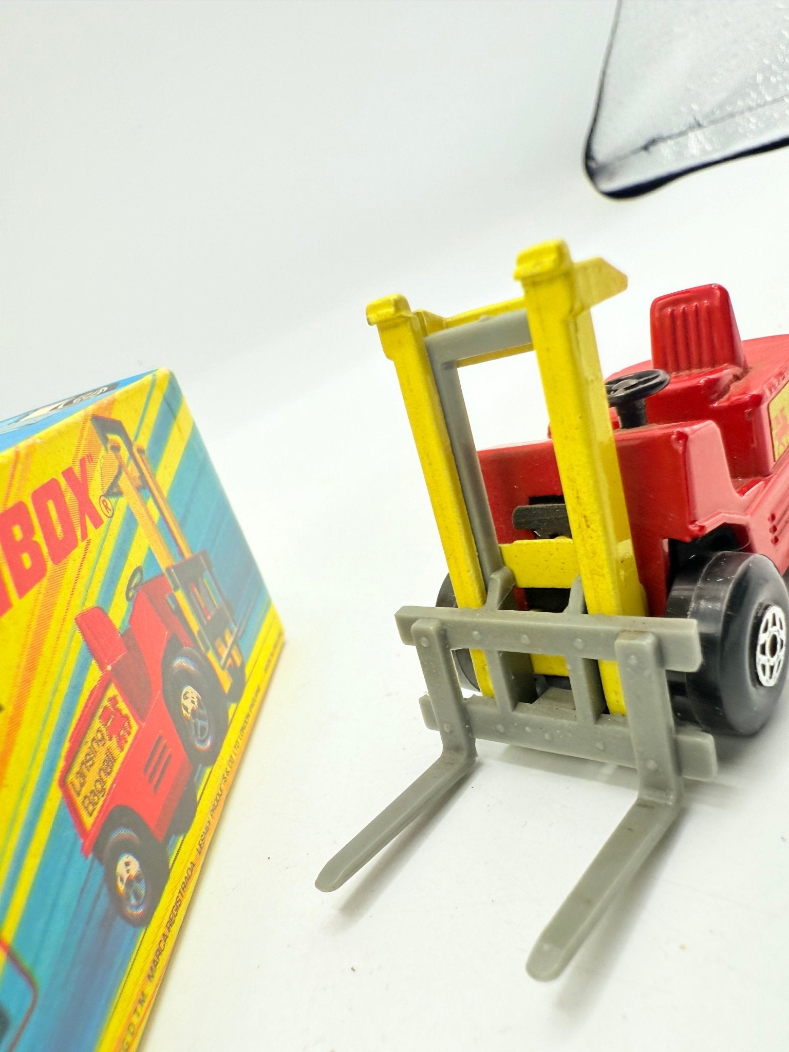 Matchbox Superfast 15 Fork Lift Truck - Magic Matchbox