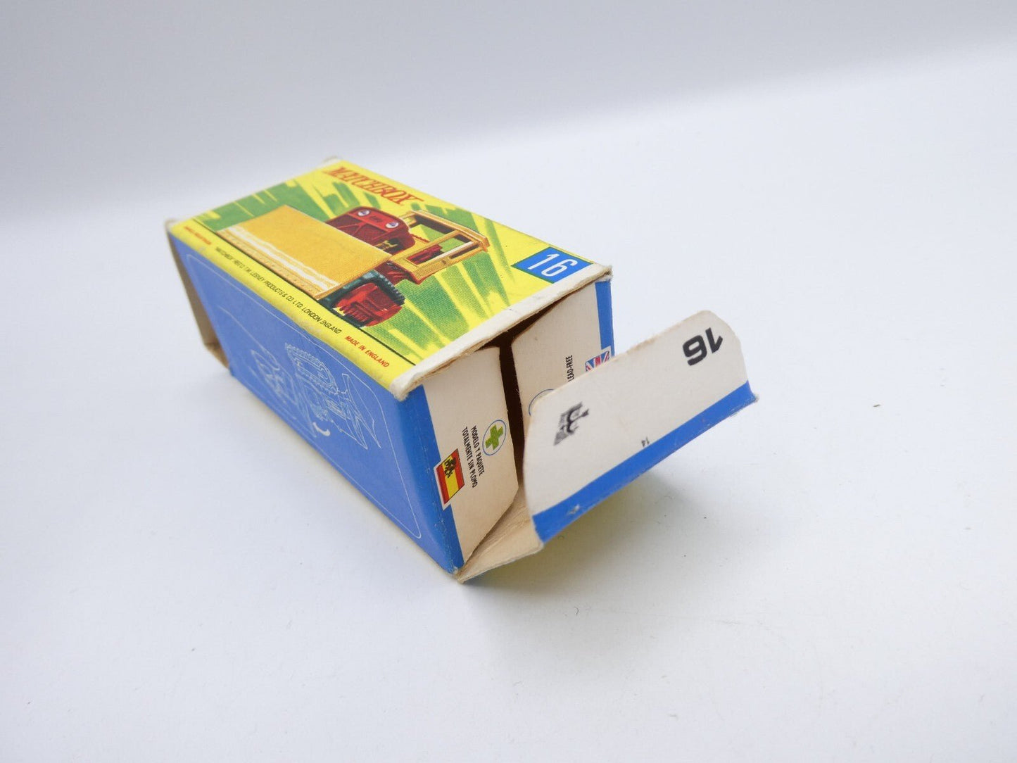 Matchbox Superfast 16 Case Tractor Empty Original Box - Magic Matchbox