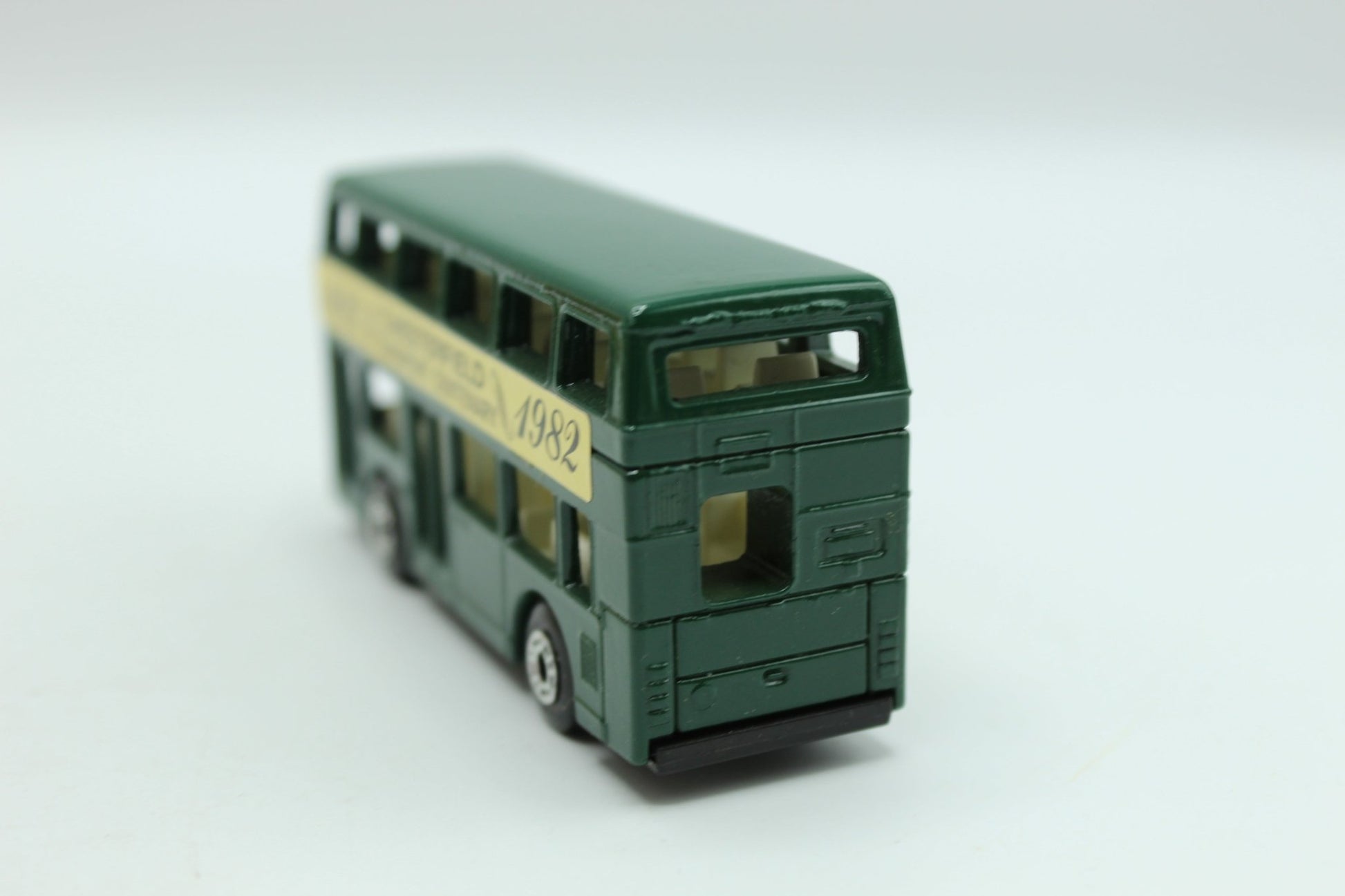 Matchbox Superfast 17 The Londoner - 1982 Chesterfield - Magic Matchbox