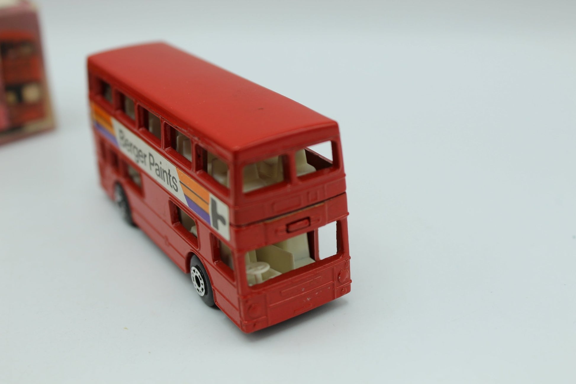 Matchbox Superfast 17 The Londoner - Berger Paints - Magic Matchbox