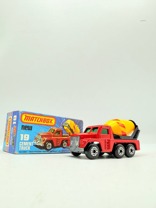 Matchbox Superfast 19 Cement Truck - Magic Matchbox