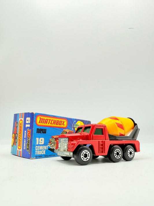 Matchbox Superfast 19 Cement Truck - Magic Matchbox
