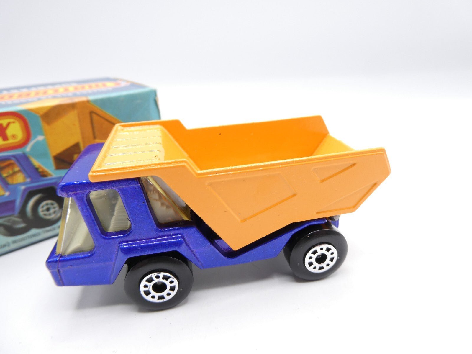 Matchbox Superfast 23 Atlas Dump Truck - Magic Matchbox