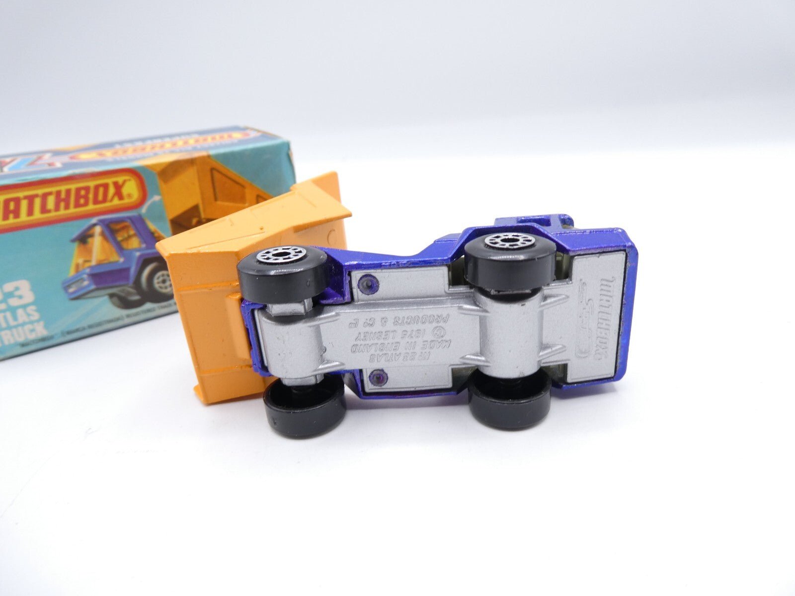 Matchbox Superfast 23 Atlas Dump Truck - Magic Matchbox