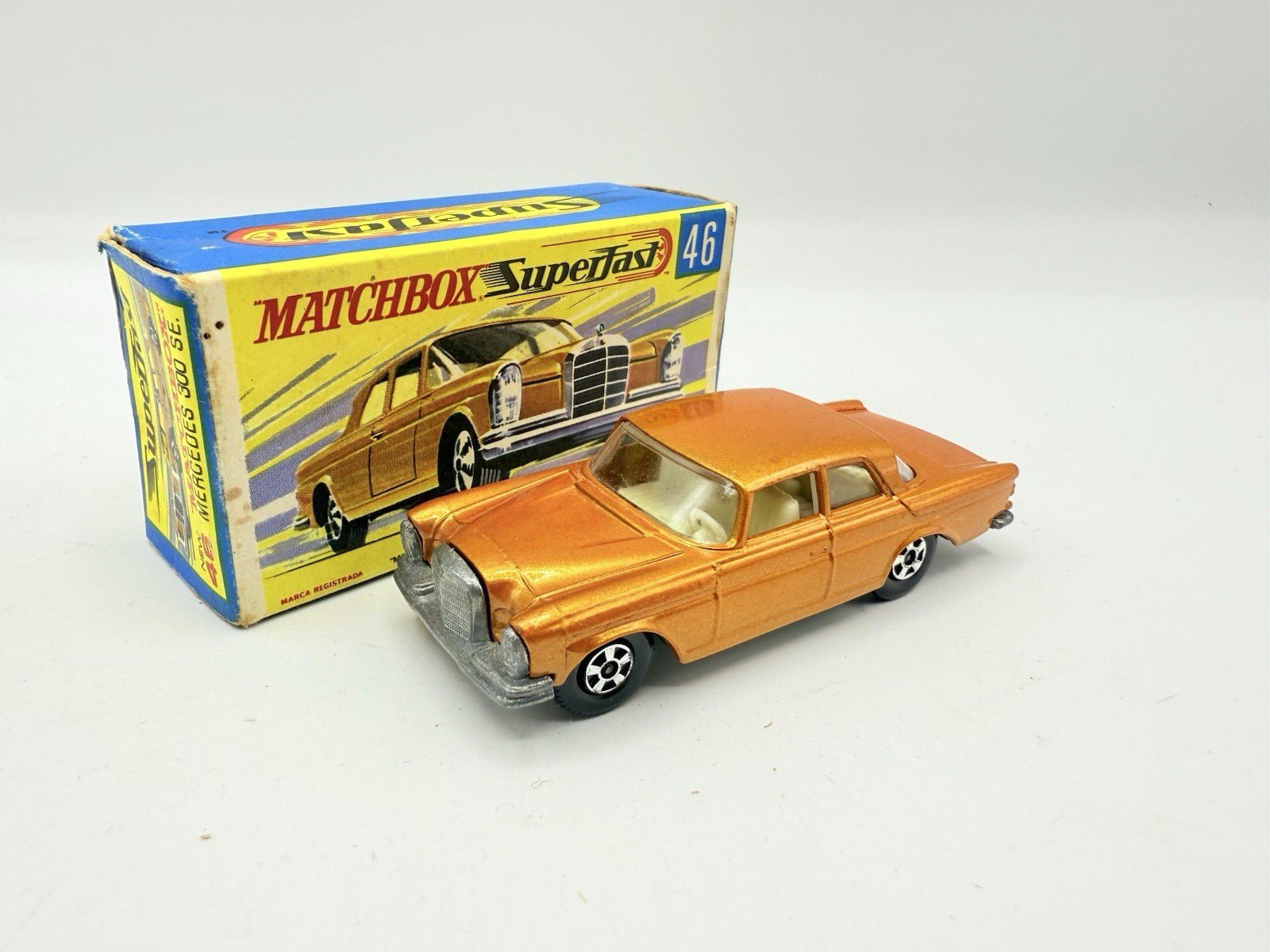 Matchbox Superfast 46 Mercedes 300 SE - Magic Matchbox
