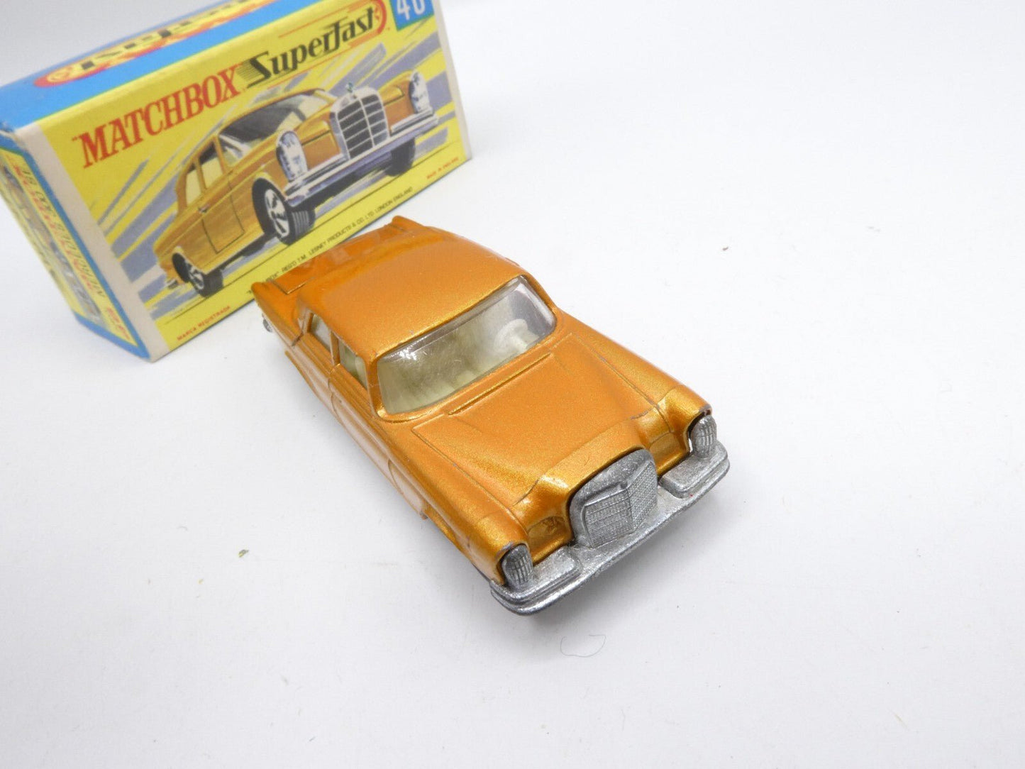 Matchbox Superfast 46 Mercedes 300 SE Very Near Mint - Magic Matchbox