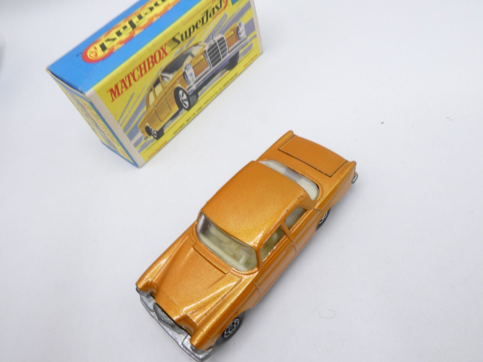 Matchbox Superfast 46 Mercedes 300 SE Very Near Mint - Magic Matchbox