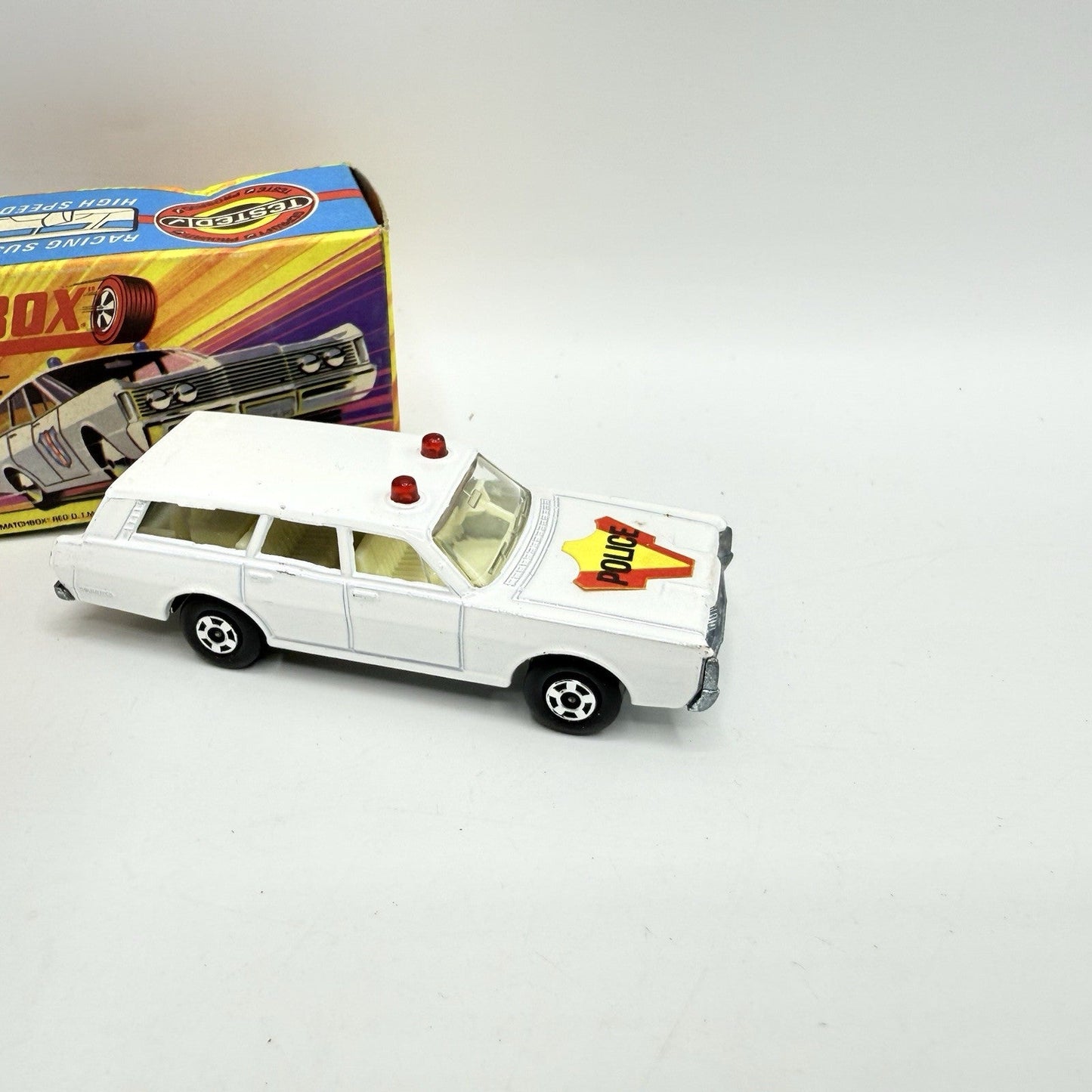 Matchbox Superfast 55 Mercury Police Station Wagon with Bonnet Police Label - Magic Matchbox