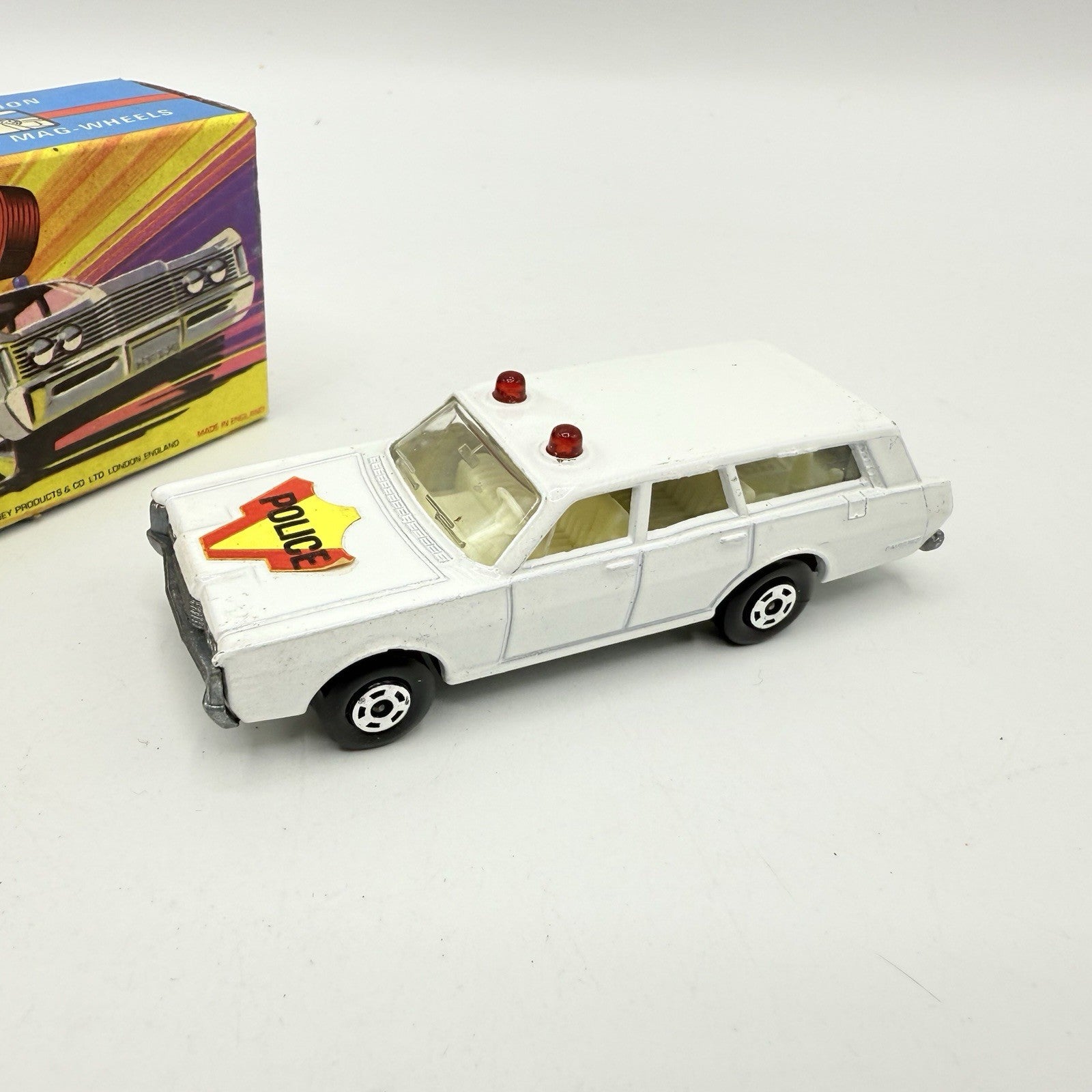 Matchbox Superfast 55 Mercury Police Station Wagon with Bonnet Police Label - Magic Matchbox