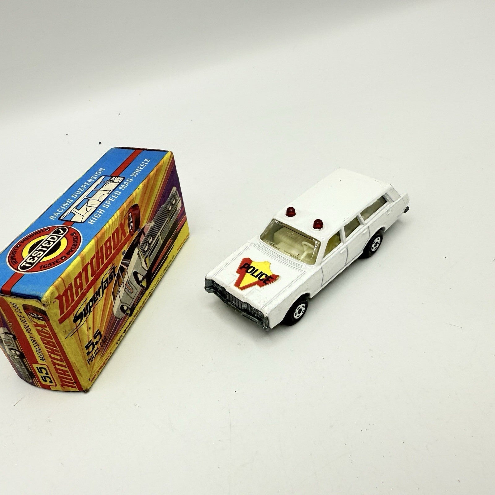 Matchbox Superfast 55 Mercury Police Station Wagon with Bonnet Police Label - Magic Matchbox