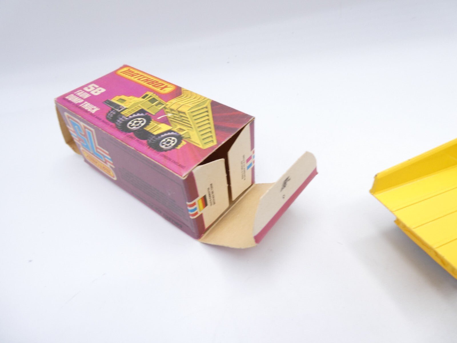 Matchbox Superfast 58 Faun Dump truck - Magic Matchbox