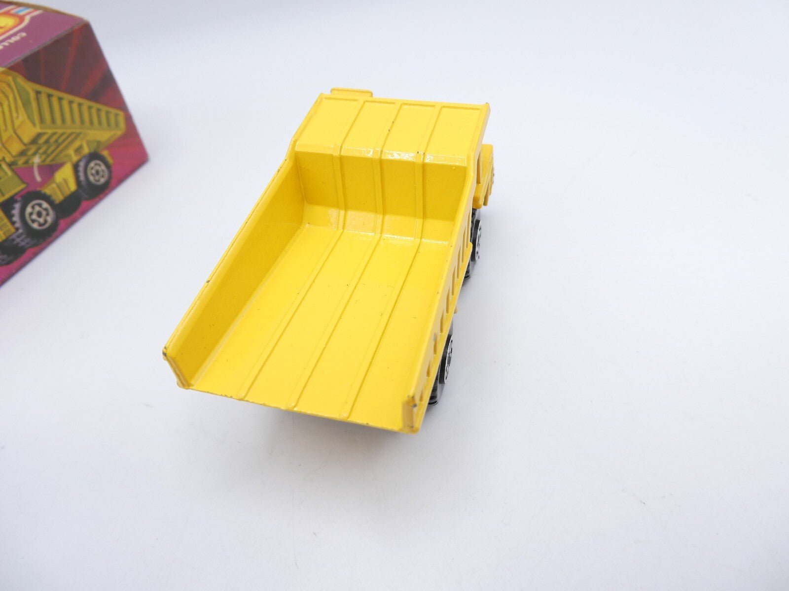 Matchbox Superfast 58 Faun Dump truck - Magic Matchbox