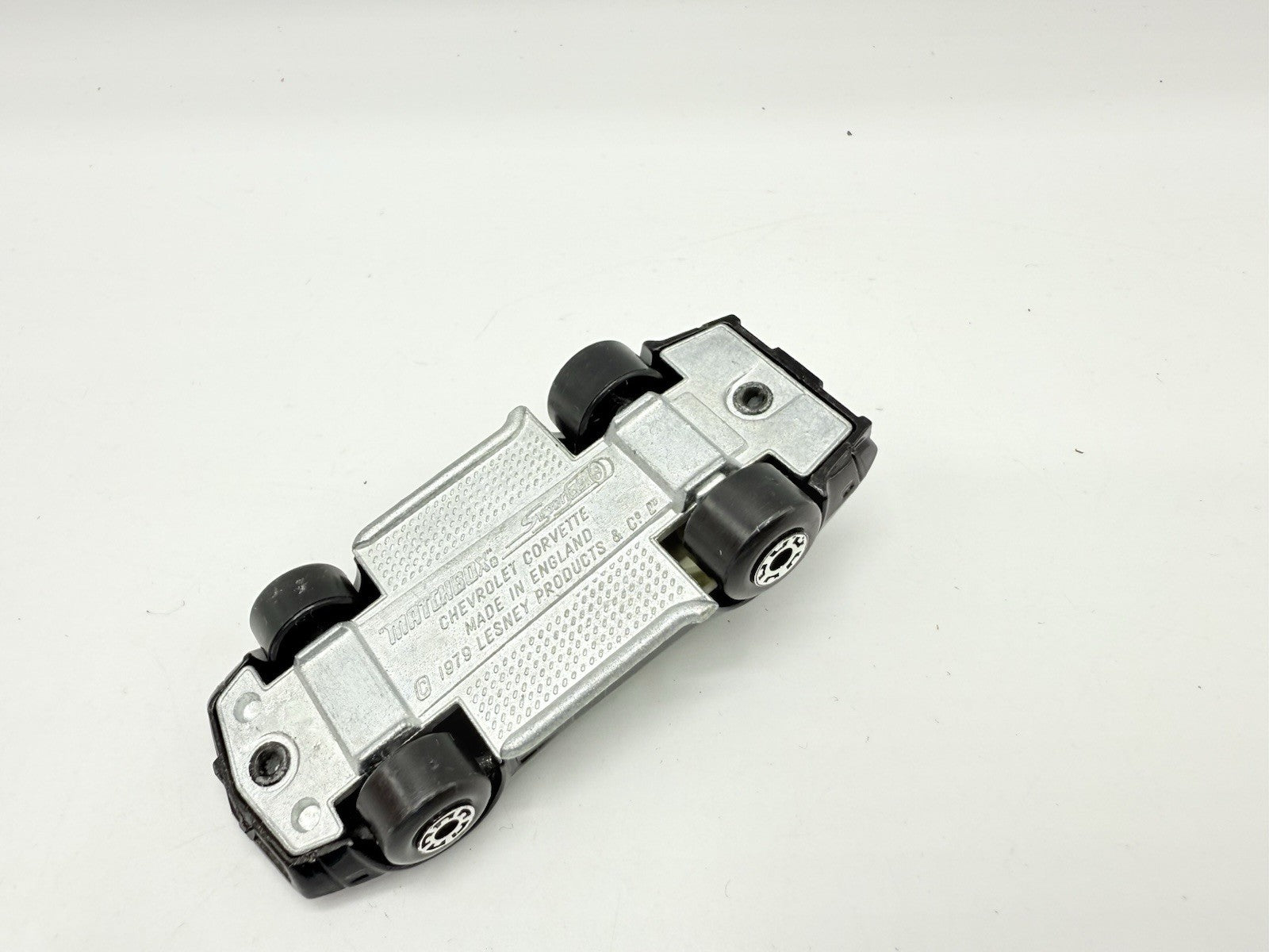 Matchbox Superfast 62 Chevrolet Corvette Opaque Windows & Silver Base VG UB - Magic Matchbox