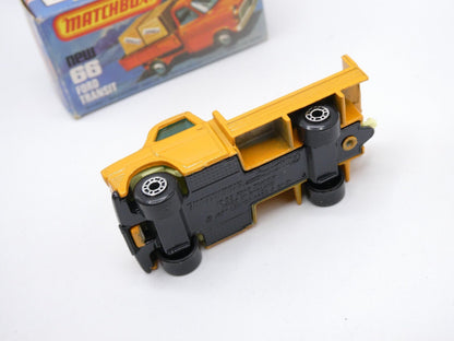 Matchbox Superfast 66 Ford Transit - Magic Matchbox