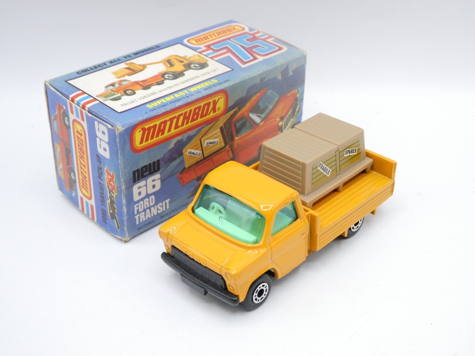Matchbox Superfast 66 Ford Transit - Magic Matchbox