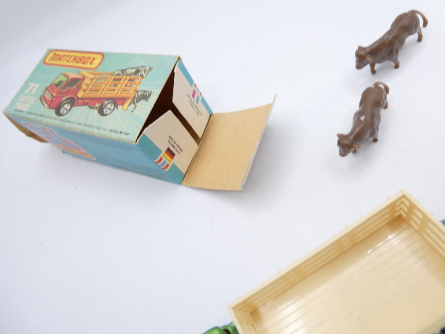 Matchbox Superfast 71 Cattle Truck Pale Green & Brown Cattle - Magic Matchbox