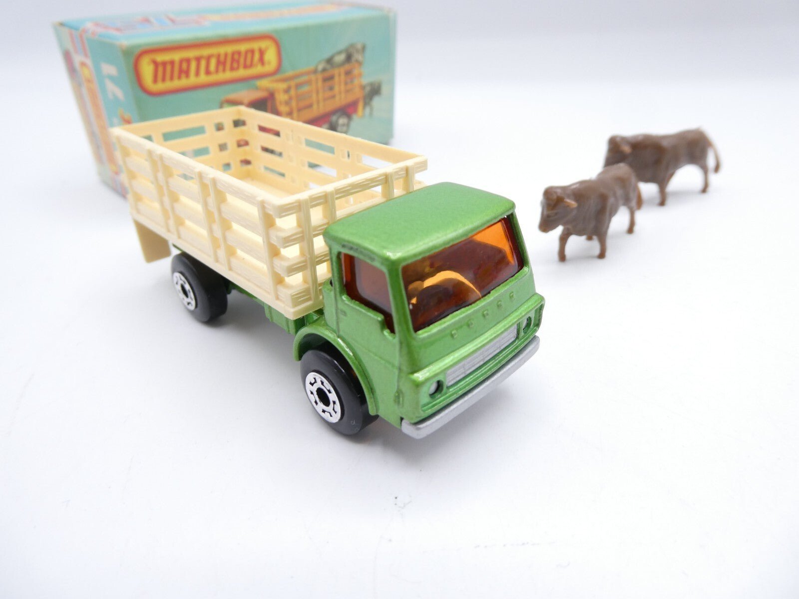 Matchbox Superfast 71 Cattle Truck Pale Green & Brown Cattle - Magic Matchbox
